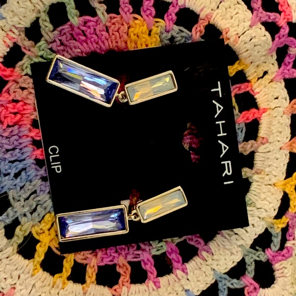 Tahari Jewelry - TAHARI NEW RECTANGLE CUT BLUE CRYSTAL CLIP Ons